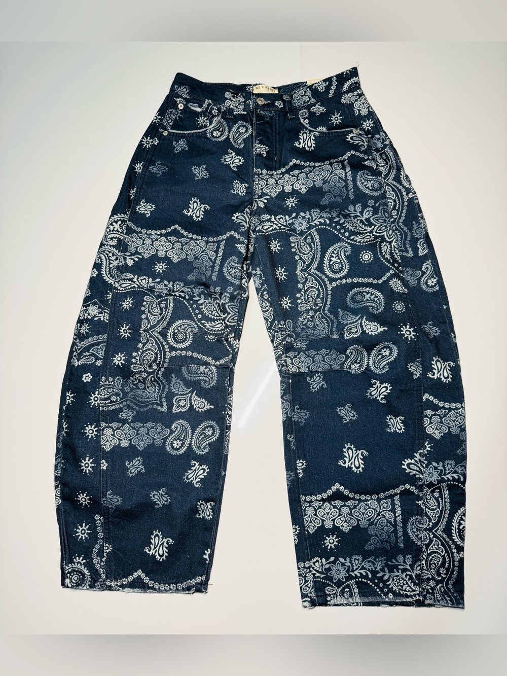 NEW We The Free Women Jeans 26 Blue Denim Paisley Good Luck Printed Barrel Jeans